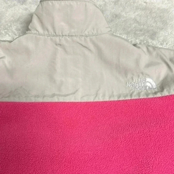 The North Face - Kids/Teen Denali Jacket.  Size XL - Picture 7 of 8
